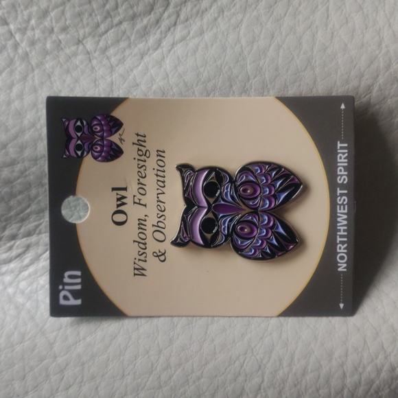 'Owl Chick' Pin Indigenous Design by Douglas Horne, Coast Salish - Picture 1 of 4